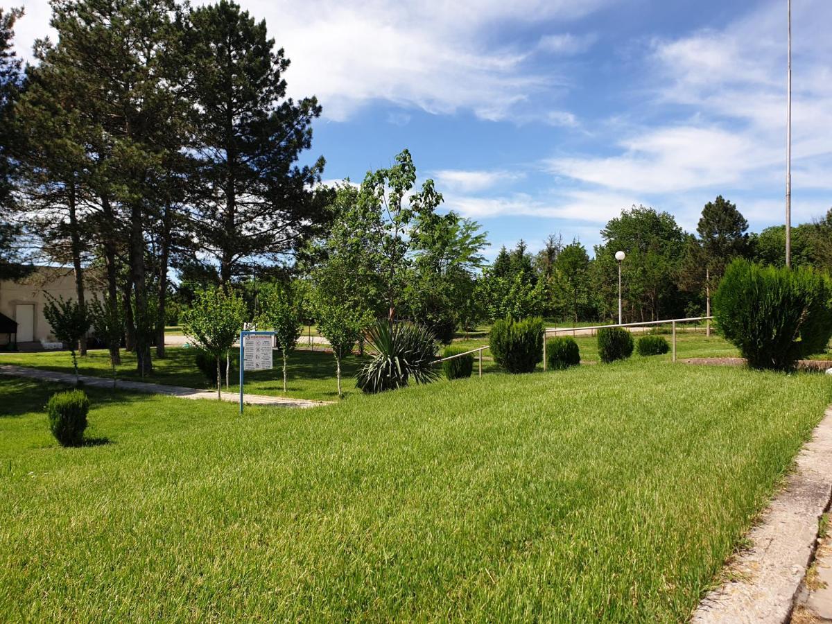 Paradise Park Polski Trŭmbesh Exterior photo