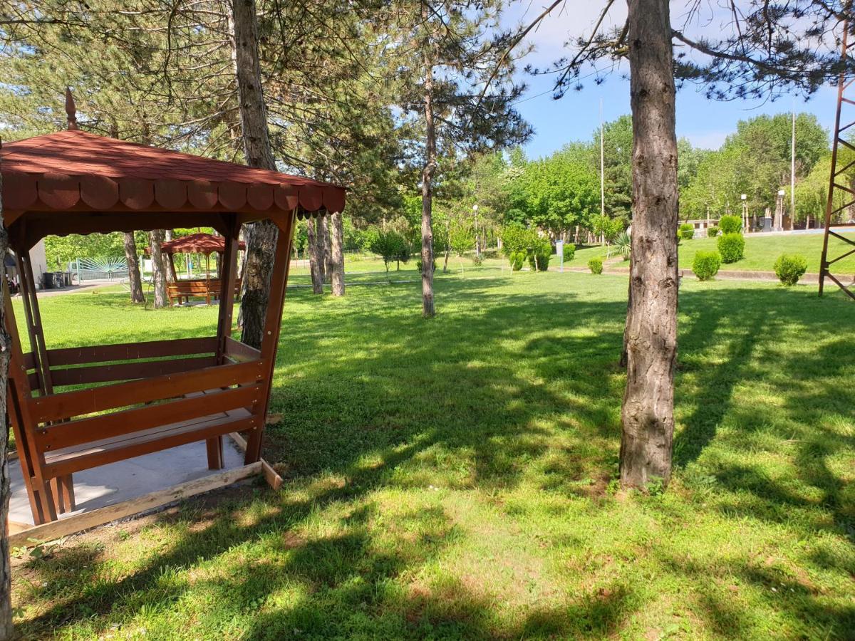 Paradise Park Polski Trŭmbesh Exterior photo
